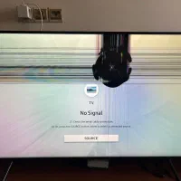 ال سی دی شکسته