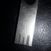 فلش32گیگ sp و۱۶گیگ اورون|قطعات و لوازم جانبی رایانه|مشهد, فاطمیه|دیوار