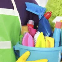یک خانم نظافتچی نیازمندم