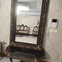 آیینه با میز