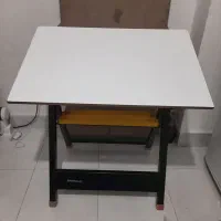 میز نقشه کشی درحد نو