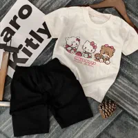 تیشرت شـلوارک کیتی لند کاروکیتلی