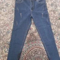 شلوار لی درحد خیلی نو