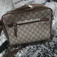 کیفا در حد نو|کیف، کفش، کمربند|مشهد, کارمندان دوم|دیوار