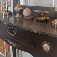 کنسول و آیینه