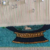 دار قالی به همراه تابلو فرش نیمه بافت نقشه سنتی|تابلو فرش|خرمآباد, |دیوار