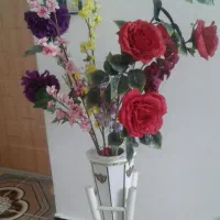 گل و گلدون زیبا