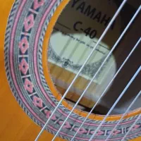 گیتار یاماهاc40|گیتار، بیس، امپلیفایر|زرند, |دیوار