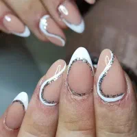 کاشت ناخن ۴۰۰.۴۵۰ژلیش دست پاشروع از۲۰۰ ۲۵۰