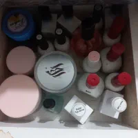 وسایل کاشت ناخن|آرایشگاه و سالن‌های زیبایی|قم, پردیسان|دیوار