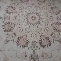 فرش کرم رنگ ۶متری