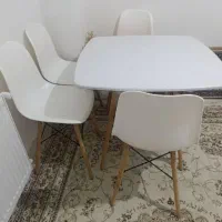 میز وصندلی