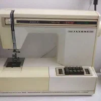 فروش چرخ خیاطی مارک ژانومه کم کار