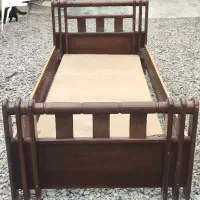 تخت یک نفره چوبی با تشک خوشخواب رویال