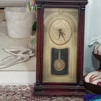 ساعت دیواری