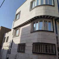 خانه دو طبقه و پارکینگ مرکز شهر