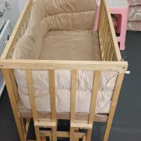 تخت کنار مادر نو نو|تخت و صندلی بچه|قم, نیروگاه|دیوار