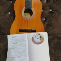 گیتار مدل MV در حد نو سالم و خوش صدا|گیتار، بیس، امپلیفایر|جهرم, |دیوار