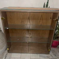 کمد در شیشه ای