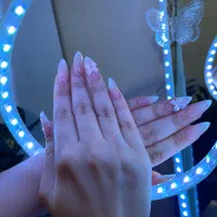 خدمات‌ناخن‌باقیمت‌استثنائی‌کاشت۴۰۰آموزش۱۹۰۰