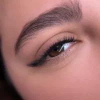 خدمات و آموزش تخصصی مژه\کاشت موقت\اکستنشن مژه\لیفت