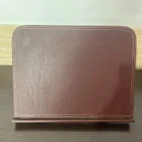 نگهدارنده کتاب(استند کاغذ) چرمی  قهوه‌ای / اصفهان|لوازم التحریر|اصفهان, گورت|دیوار