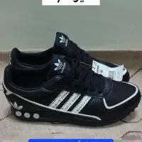 تعدادی کتونی اورجینال و آکبند