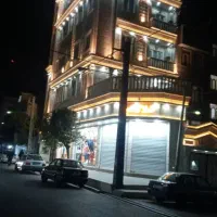 ساختمان ۶ طبقه تک واحدی انتهای باغ فیض