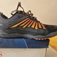 کتانی کتونی اورجینال بروکس brooks|کیف، کفش، کمربند|تهران, نصرت|دیوار