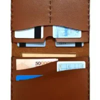 کیف مدارک قهویی رنگ گمشده