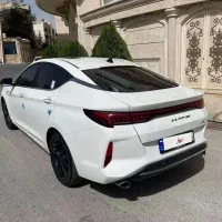 کی ام سیJ7مدل1403برج12|خودرو سواری و وانت|قم, بنیاد|دیوار