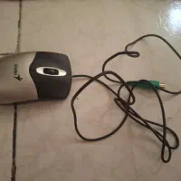 موس کامپیوتر قدیمی