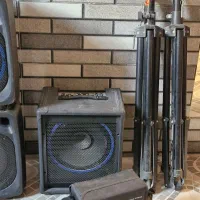 تعدادی باند و آمپلی فایر و میکروفون و پایه|صوتی و تصویری|درگهان, |دیوار