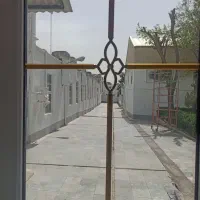 استخدام شیشه بر حرفه ای و کارگر ماهروساده