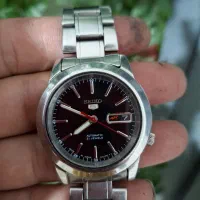 سیکو۵ اتوماتیک پشت شیشه ای  در حد صفر