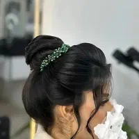 میکاپ و شنیون ۵۰۰|خدمات آرایشگری و زیبایی|تربتحیدریه, کلاته توکلی|دیوار