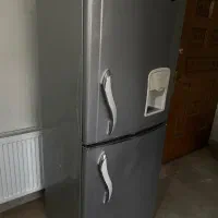 یخچال فریزرفروزان درحدنو