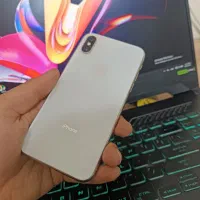 اپل iPhone X با حافظهٔ ۲۵۶ گیگابایت