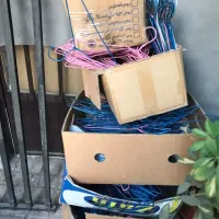 چوب لباسی یا چوبکار خشکشویی ۷۰۰عدد|بندرخت و رختآویز|تهران, امام حسین|دیوار