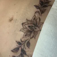 خدمات تتوبدن/ارایش دائم