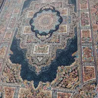 فرش مربع ۴ متری