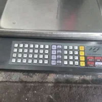 ترازوی دیجیتال ۳۵کیلوئی