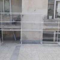 قفسه اهنی خیلی محکم