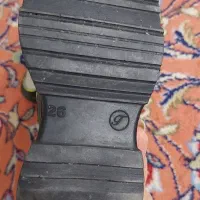 تعدادی لباس زمستانه بچگانه