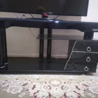 میز زیر تلوزیون