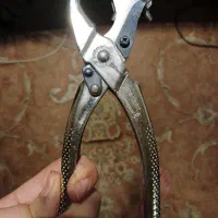 سوراخ کن کمربند و چرم(آلمانی اصل)