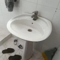 روشویی و اینه