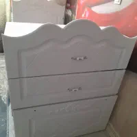 تخت و کم و ویترین