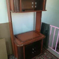 تخت خواب و میز قدیمی و کمد|تخت و سرویس خواب|شیراز, نیستان|دیوار