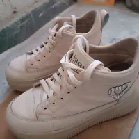 کفش اسپرت سایز ۴۰